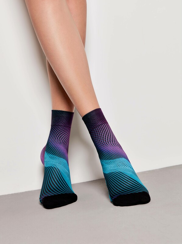 Носки женские CONTE FANTASY Плотные носки с черным мыском и рисунком «Hologram»